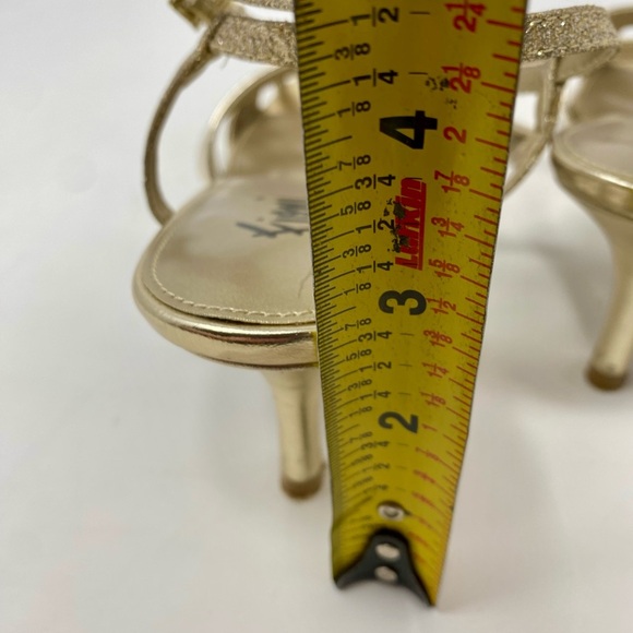 Women’s FIONI Gold Glitter Heels Size 9W - Picture 9 of 9